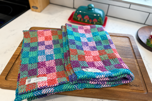 Bubblegum organic cotton kitchen handtowel, softly corrected lighting